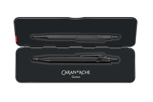 CARAN D'A Kugelschreiber 849 XL 850.496 Black Code, mit Metalletui