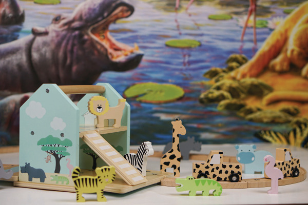 JABADABAD Go on safari W7180 2 Autos, 9 Tiere, 12 Strassen