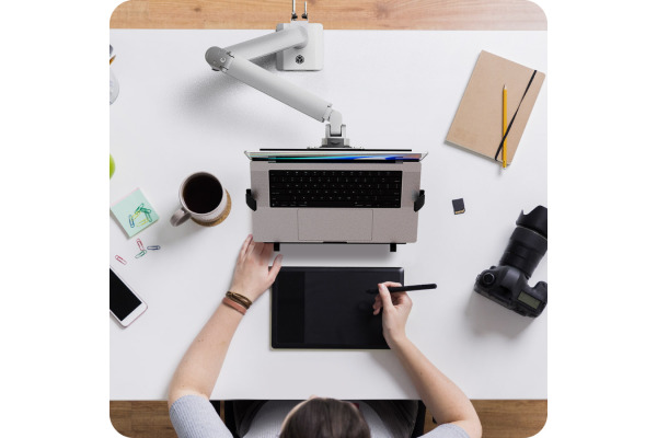 ICY BOX Notebook holder as an IBMSA101L accessory for VESA support