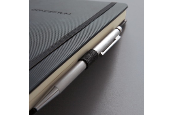 CONCEPTUM Notizbuch A4 CO112 schwarz, liniert 97 Blatt