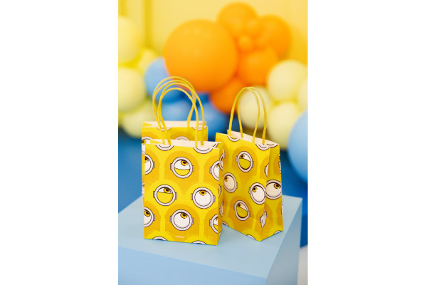 PARTYDECO Geschenktüten 12x15.5x6cm TNS10 Minions gelb, 6 Stück