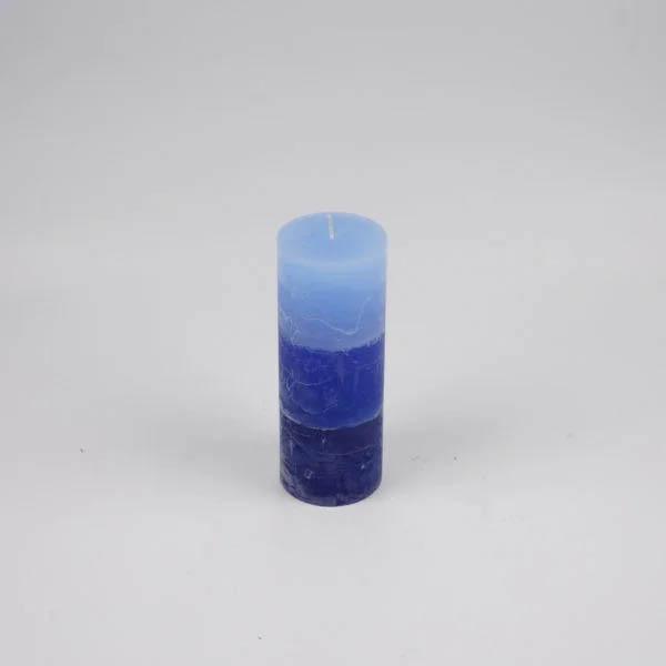 Zylinderkerze 6.8x18cm Raureif Blau - Abgestuft Durchgefärbte Kerzen aus 100% Paraffin