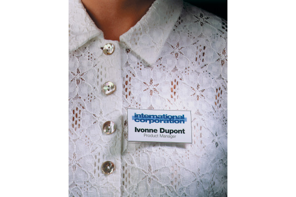 DURABLE Namensschild mit Magnet 811619 transp., PVC, 40x75mm 25 Stk.