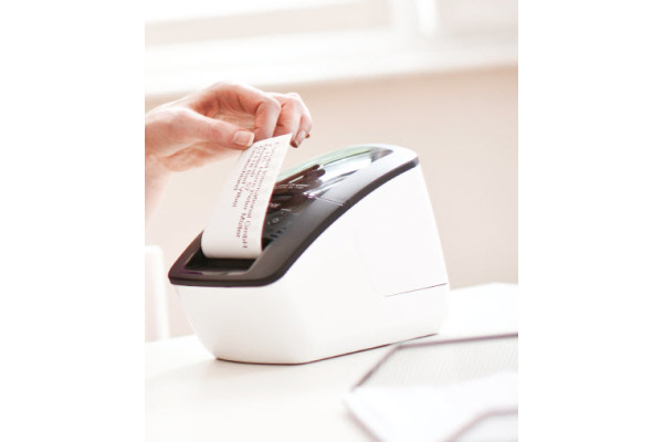 PTOUCH Profi-Labelprinter QL-700 mit 2 Etikettenrollen